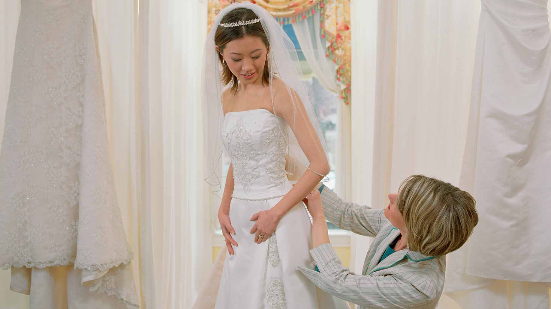 How Much Do Wedding Dress Alterations Cost - Prices