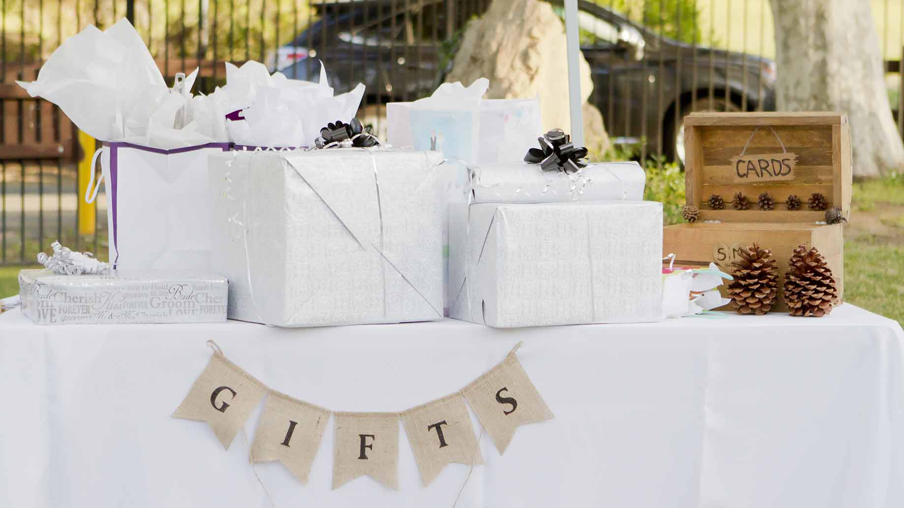 wedding gifts table