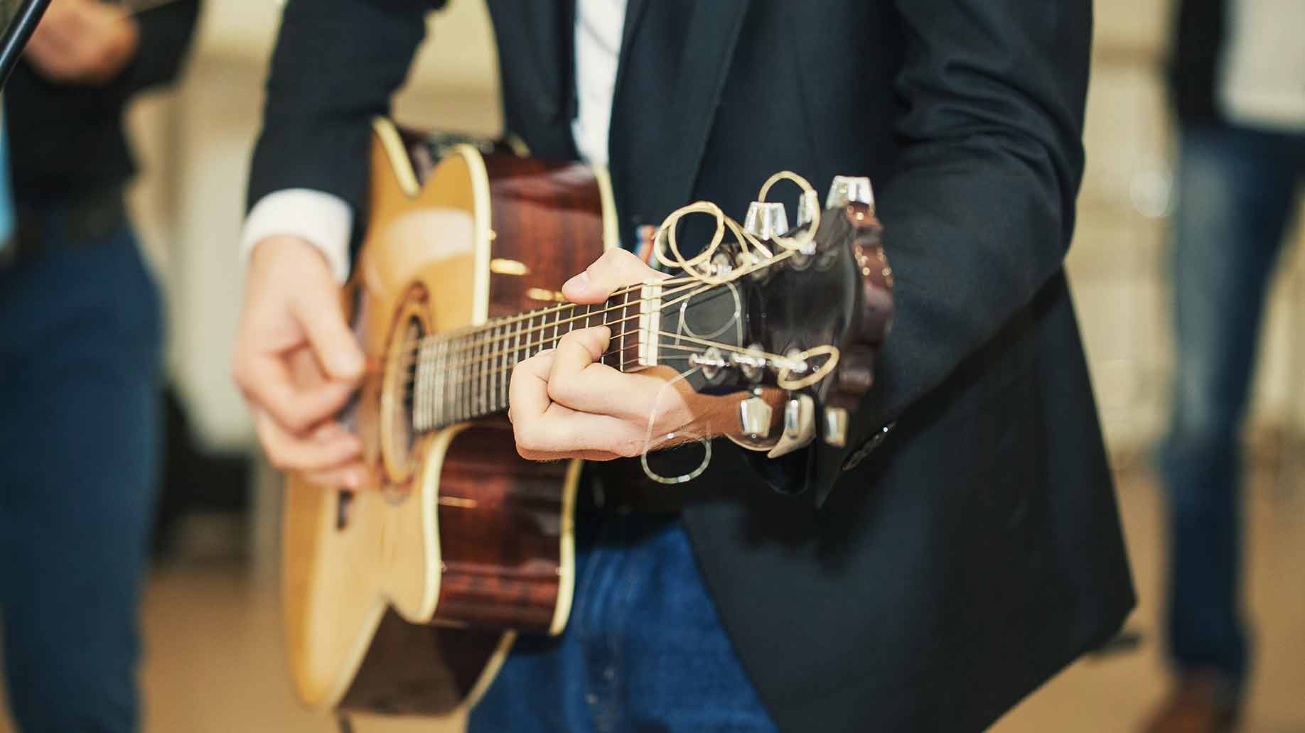 wedding music band guitar